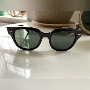 Ray Bans Meteor Classic Black Dark Green Frames Unisex Good Condition